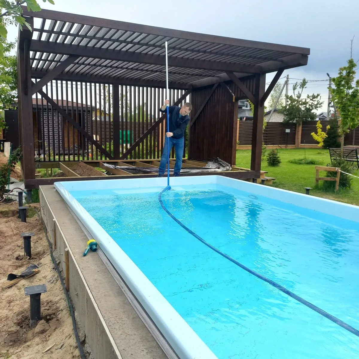 Копинговый бордюрный камень для бассейна Laguna в Барнауле