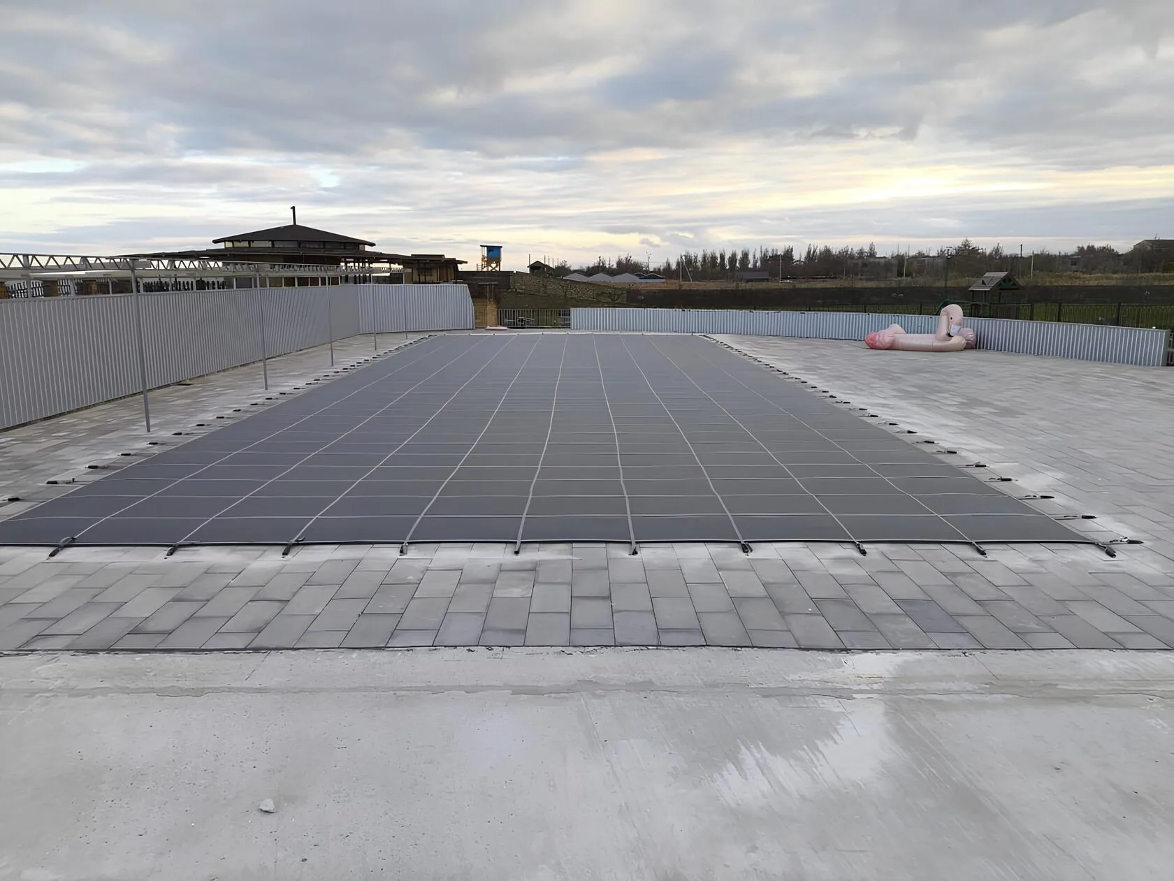 Защитное покрывало для бассейна в Барнауле