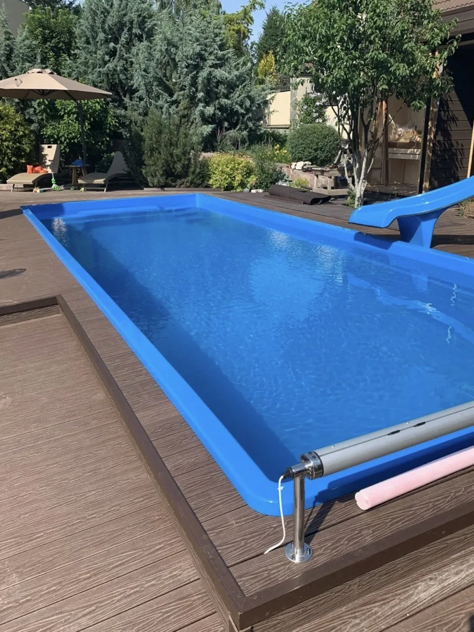 Laguna 9 установлен на участке в Барнауле